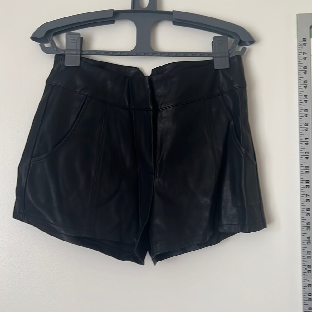 🌶️Under Skies Black Pleather Shorts
